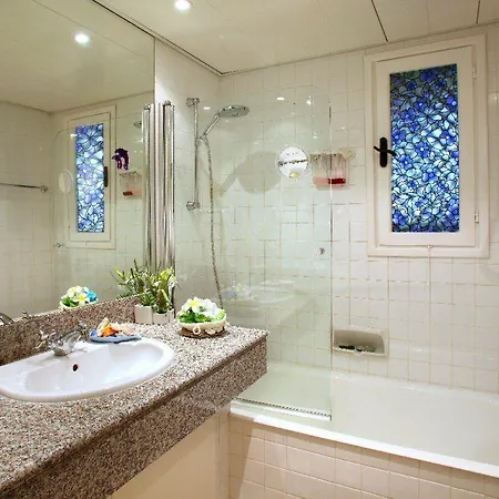 Villa “villa With Large Pool And Majestic Sea Views” 93